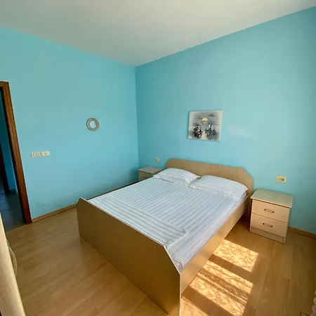 White & Blue Apartment's Apartamento *