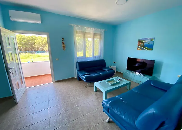 דירה White & Blue Apartment's *